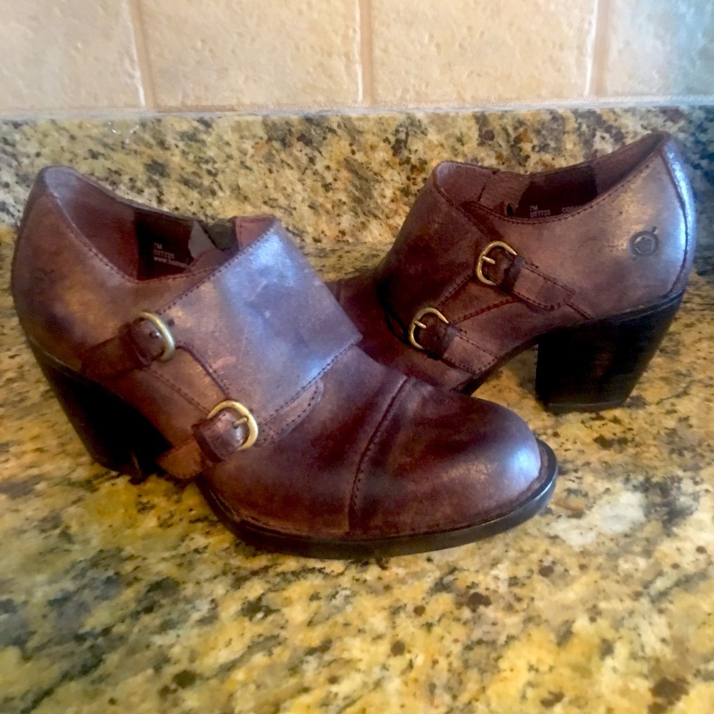 Born Leather Distressed Brown Zip-up Boots
